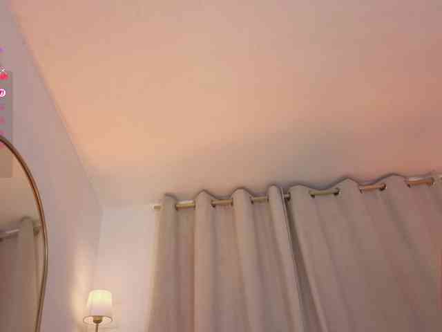NathaliAdans webcam
