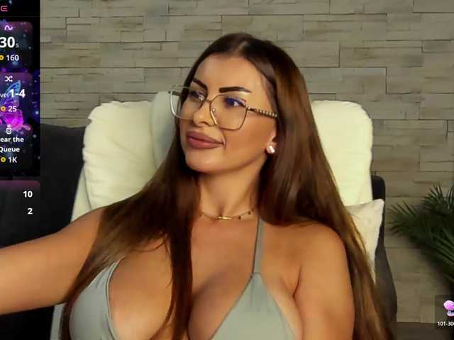VictoriaMazze live cam on BongaCams
