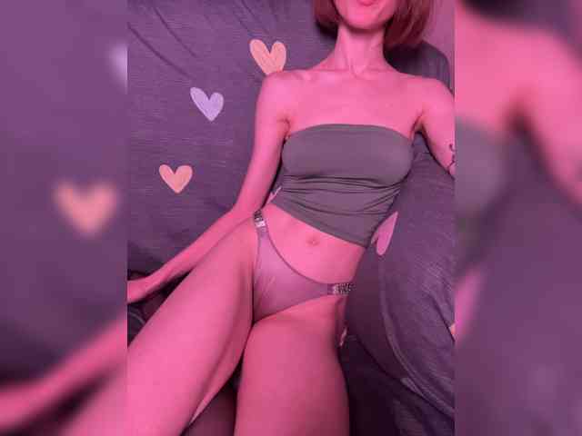 NaughtyEllie webcam