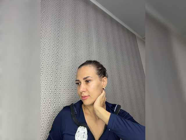 Goddessstrong live cam on BongaCams