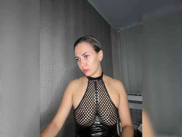 Goddessstrong webcam