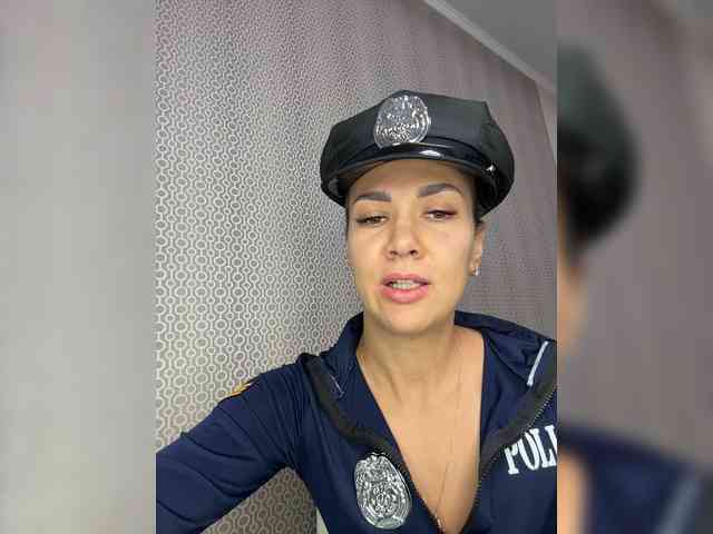 Goddessstrong webcam