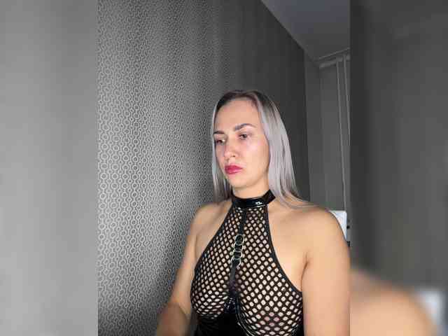 Goddessstrong webcam