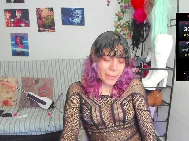 VaioletUwU live cam on BongaCams