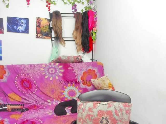 VaioletUwU live cam