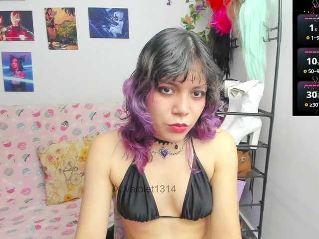 VaioletUwU live cam on BongaCams