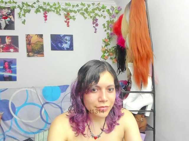 VaioletUwU live cam on BongaCams