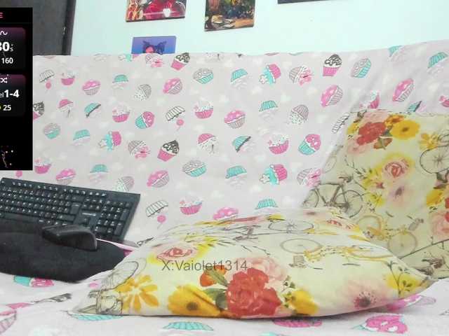 VaioletUwU live webcam show