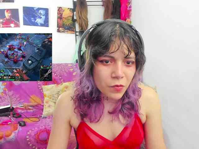 VaioletUwU webcam