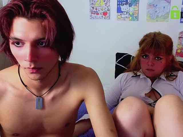 VelvetCouple444 webcam