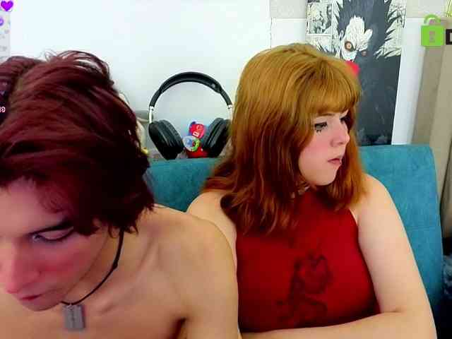 VelvetCouple444 webcam
