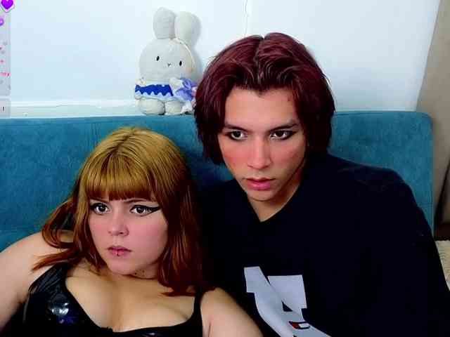 VelvetCouple444 Sex Cam Show