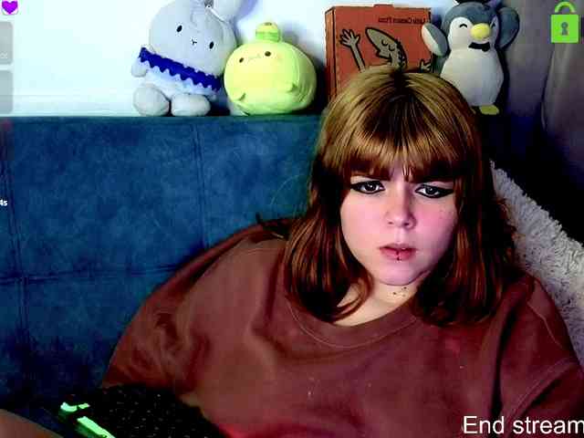 VelvetCouple444 webcam