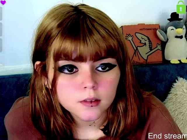 VelvetCouple444 webcam