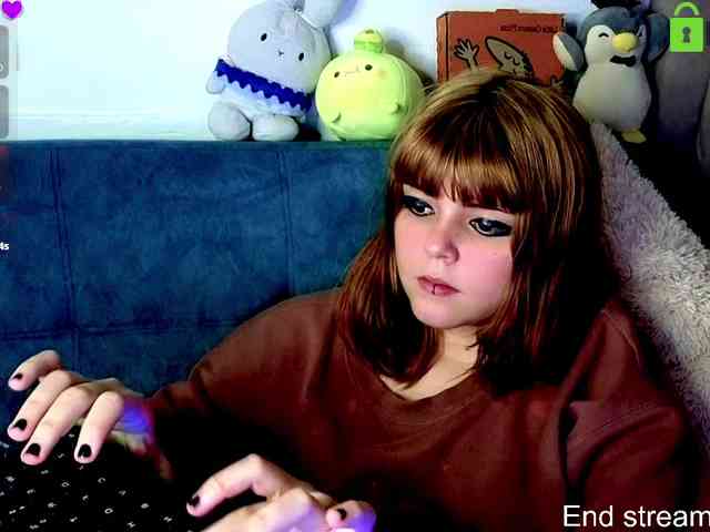 VelvetCouple444 webcam