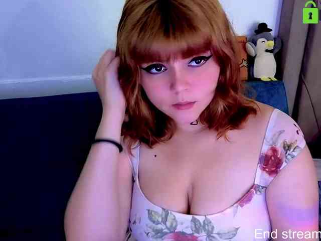 VelvetCouple444 webcam
