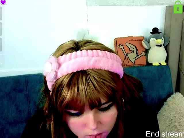 VelvetCouple444 webcam