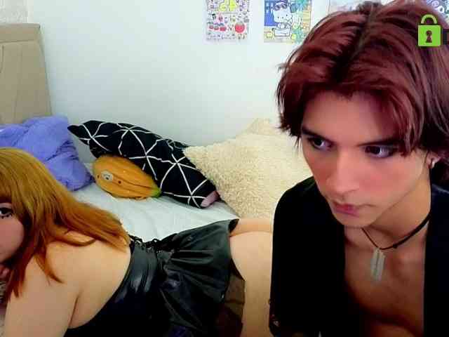 VelvetCouple444 webcam