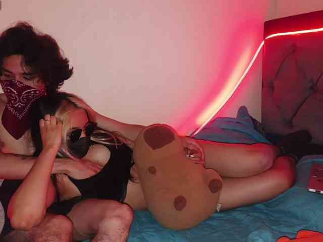 MoonVelvet webcam