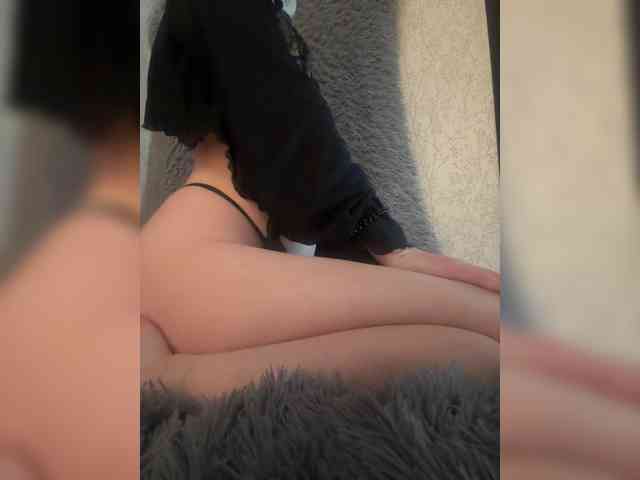 Karina-sex webcam
