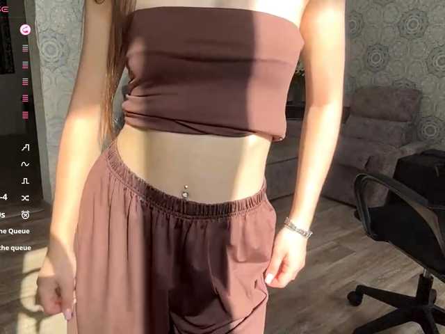 LavonaChiappetta live cam on BongaCams