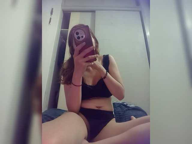 Zeldaprincess77 live cam on BongaCams