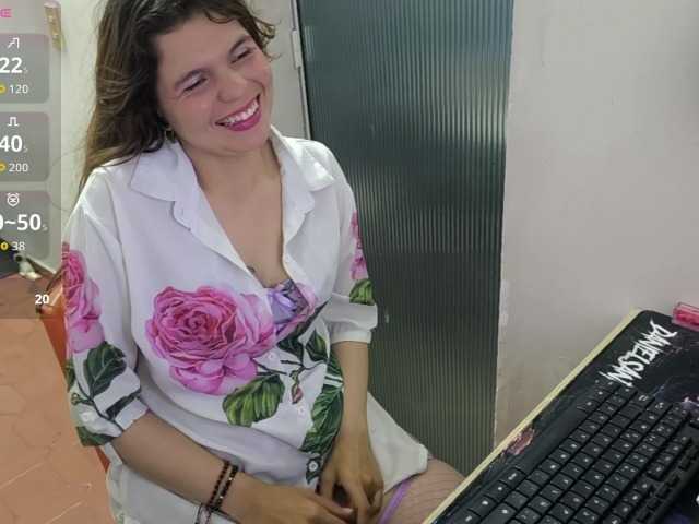 Zeldaprincess77 live cam on BongaCams