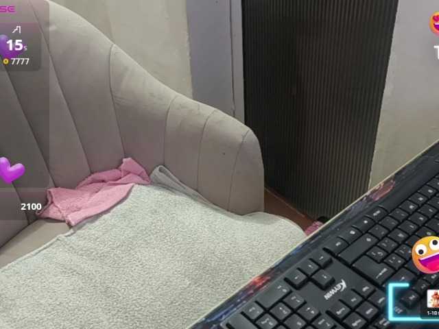 Zeldaprincess77 live cam on BongaCams