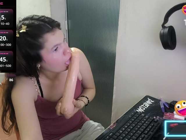 Zeldaprincess77 live cam on BongaCams