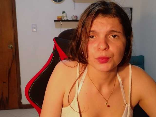 Zeldaprincess77 live cam on BongaCams