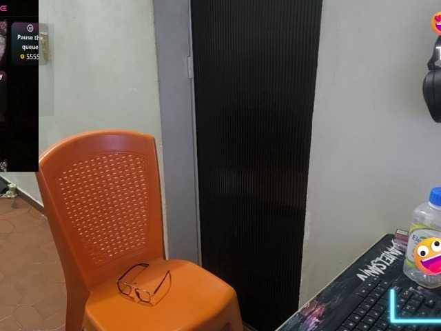 Zeldaprincess77 live cam