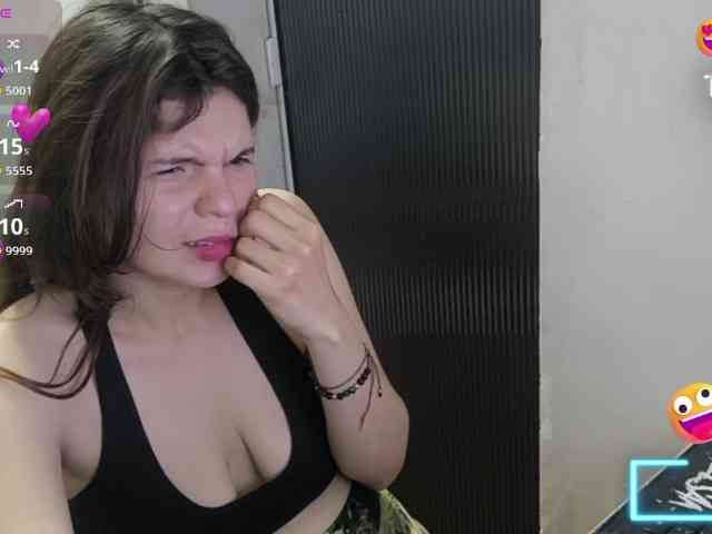 Zeldaprincess77 webcam