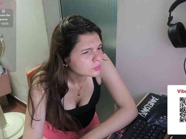 Zeldaprincess77 webcam