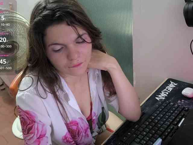 Zeldaprincess77 webcam