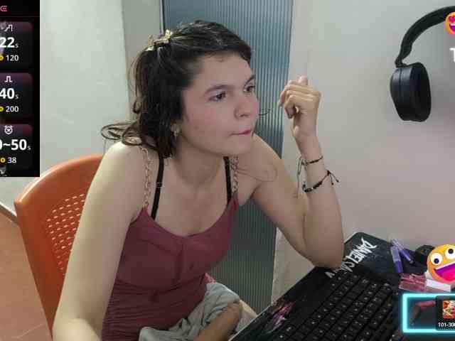 Zeldaprincess77 webcam