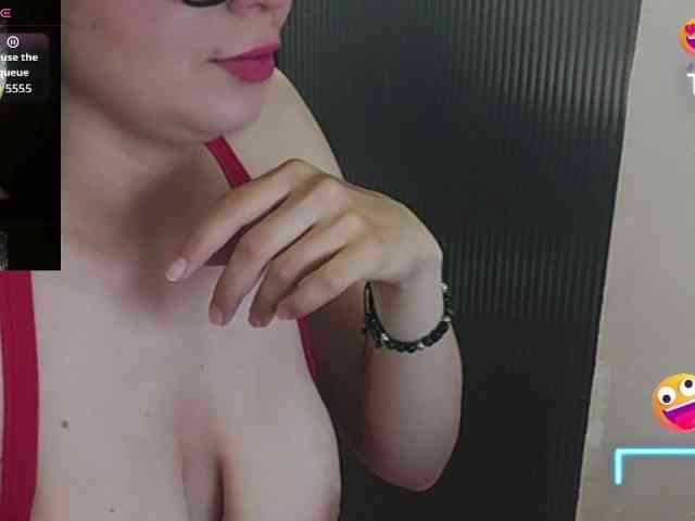 Zeldaprincess77 webcam