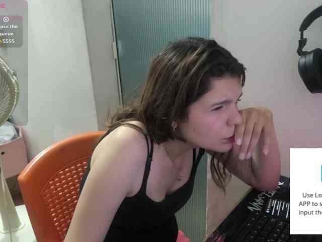 Zeldaprincess77 webcam