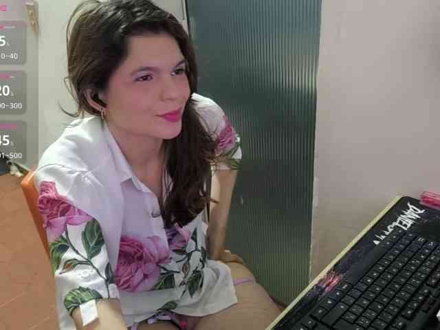 Zeldaprincess77 webcam