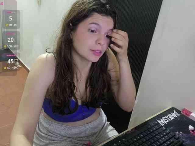 Zeldaprincess77 webcam