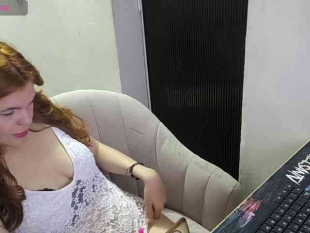 Zeldaprincess77 webcam