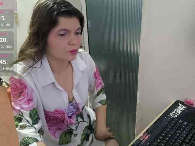 Zeldaprincess77 webcam