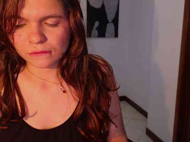 Zeldaprincess77 webcam
