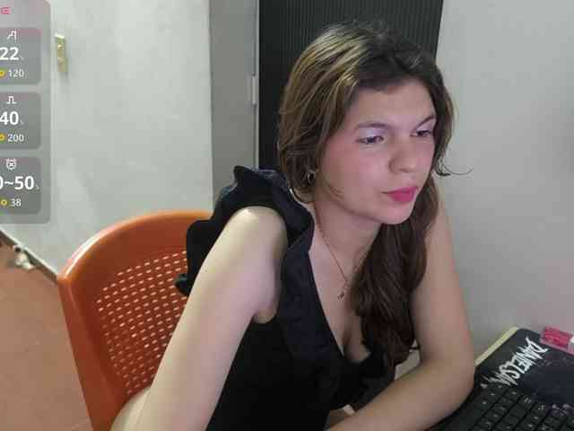 Zeldaprincess77 webcam