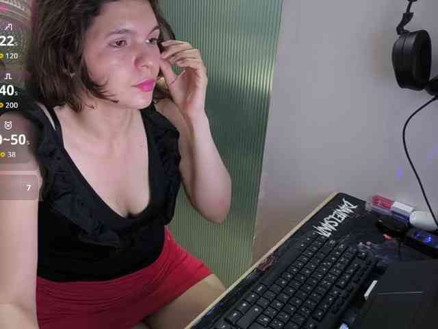 Zeldaprincess77 webcam