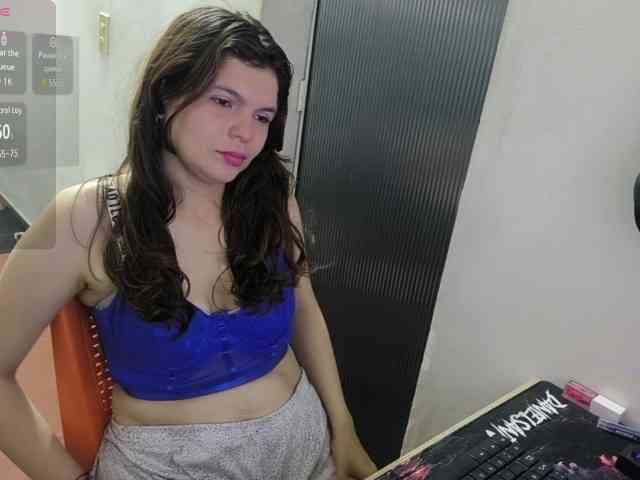 Zeldaprincess77 webcam