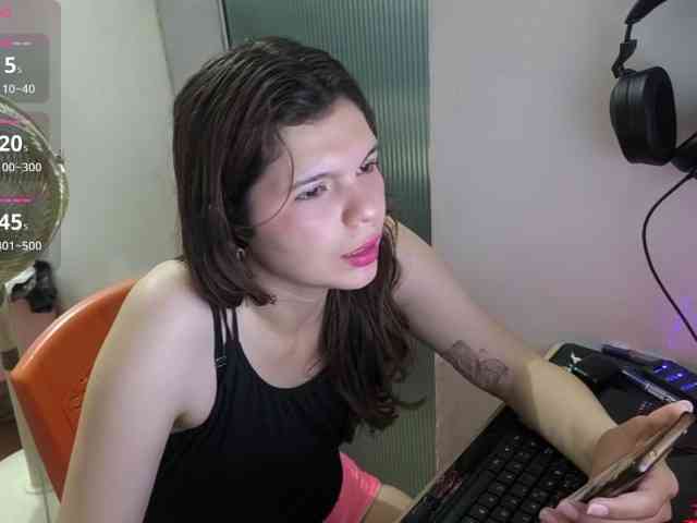 Zeldaprincess77 webcam