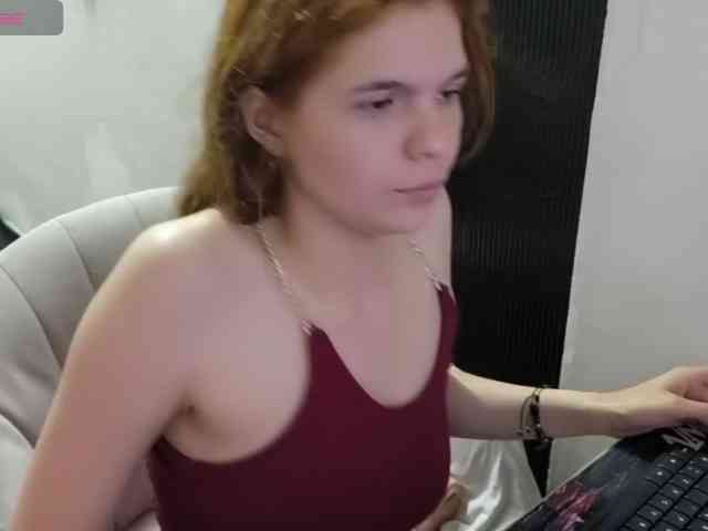 Zeldaprincess77 webcam
