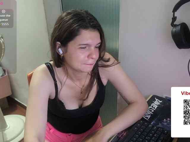 Zeldaprincess77 webcam