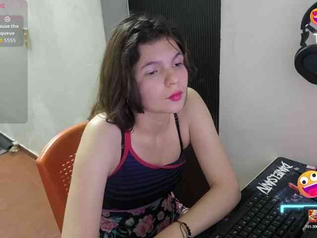 Zeldaprincess77 webcam