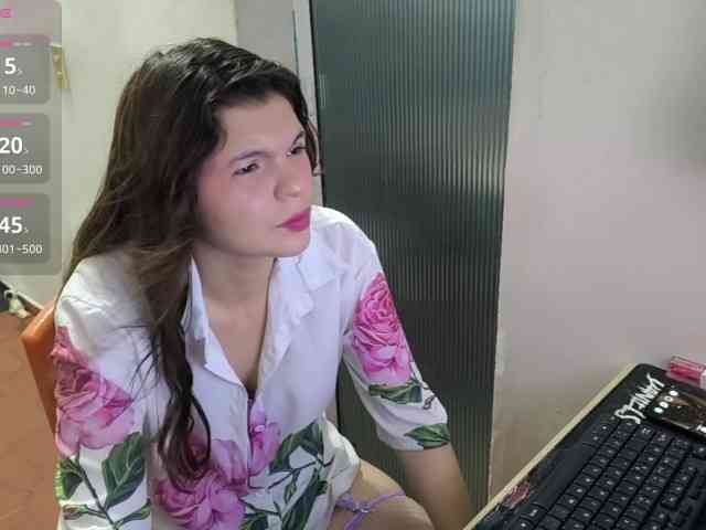 Zeldaprincess77 webcam